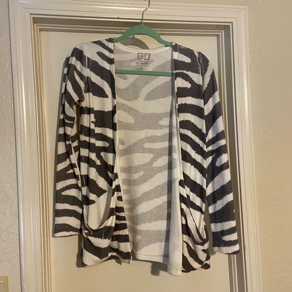 Gray and cream women’s sweater size small
